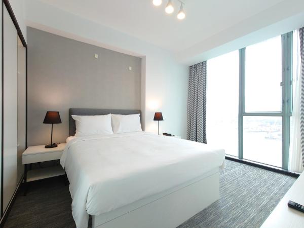 Grand Bay View Hotel : photo 1 de la chambre 3 beds family seaview suite