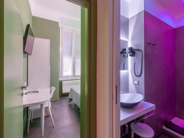 Hotel Fiume : photo 6 de la chambre hébergement quadruple - 2 chambres communicantes