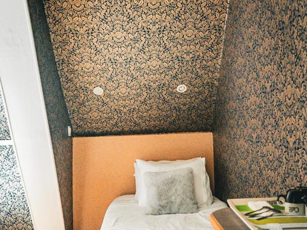 Hotel Central Anzac : photo 5 de la chambre chambre triple
