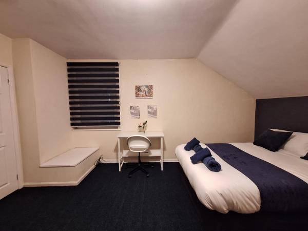 Cinematic Journeys : photo 2 de la chambre chambre double avec salle de bains commune