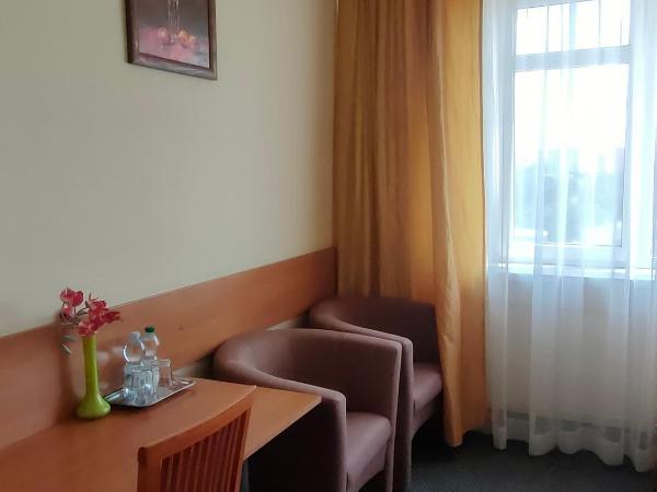 HotelsLublin : photo 5 de la chambre chambre lits jumeaux Économique