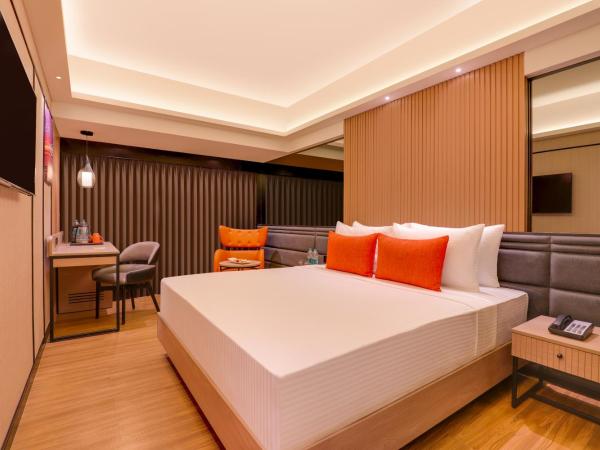 Lemon Tree Premier, Malad, Mumbai : photo 4 de la chambre chambre lit king-size premier
