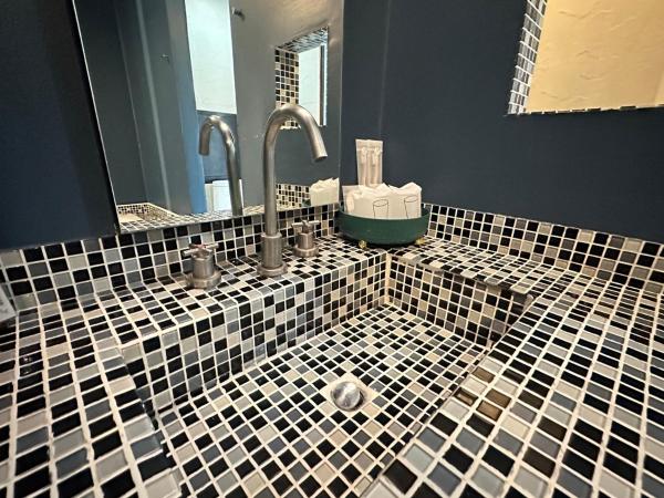 The Bihai Hua Hin : photo 9 de la chambre chambre double ou lits jumeaux de luxe avec accès piscine