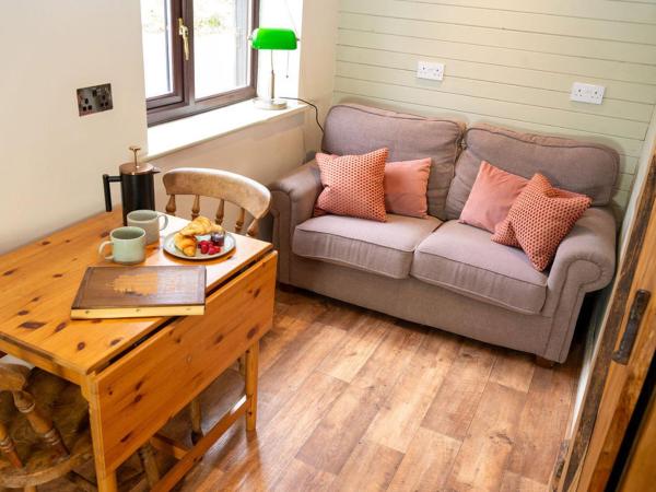 The Lazy T : photo 3 de la chambre cottage - vue sur jardin