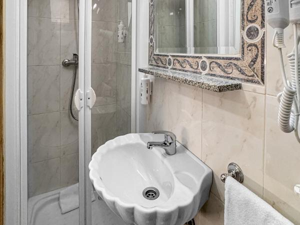 Vas Málaga Ciudad : photo 1 de la chambre chambre simple