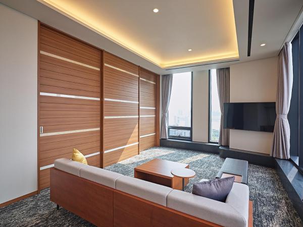 Roynet Hotel Seoul Mapo : photo 4 de la chambre royal suite family room