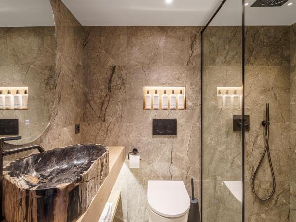 Boutique Hotel Panorama Grindelwald : photo 3 de la chambre chambre lit king-size - vue sur montagne