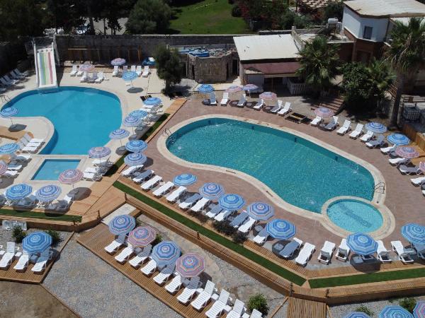 Bodrum Liman Resort : photo 6 de la chambre chambre quadruple supérieure