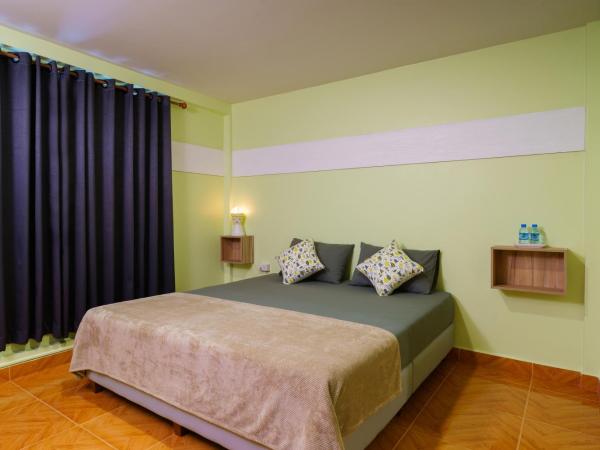 SriRungRueng Place : photo 9 de la chambre chambre triple supérieure