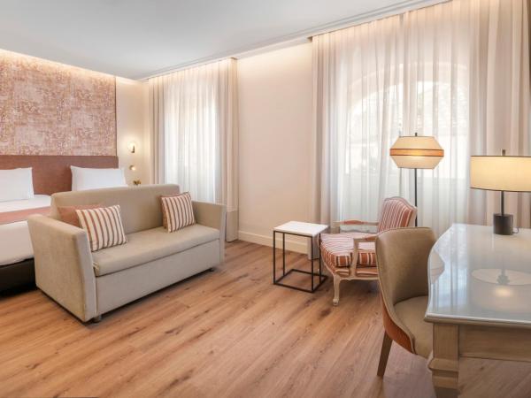 Eurostars Sevilla Boutique : photo 3 de la chambre chambre triple