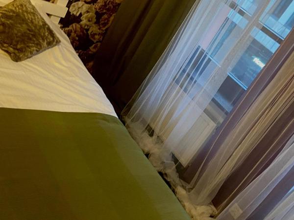 B&B Hostel 49 : photo 2 de la chambre petite chambre double