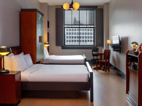 The Barnett : photo 1 de la chambre chambre double avec 2 lits doubles