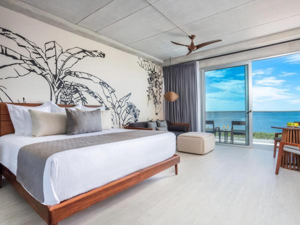 Hyatt Vivid Grand Island Cancun-All Inclusive Adults Only : photo 1 de la chambre junior suite bay view king bed