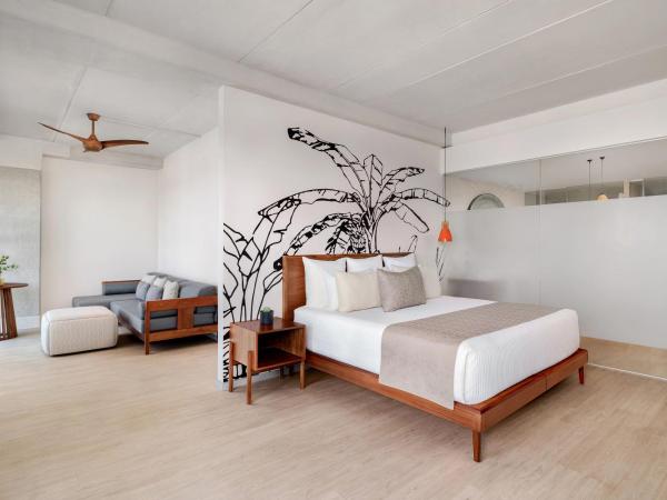 Hyatt Vivid Grand Island Cancun-All Inclusive Adults Only : photo 1 de la chambre premium junior suite golf view king