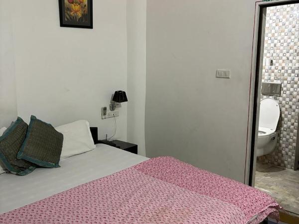 The Royal Lake View Villa : photo 10 de la chambre chambre double supérieure