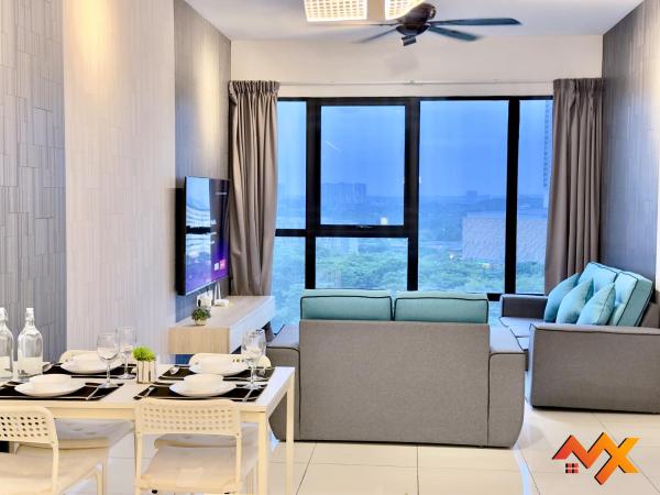 MidValley Southkey Mosaic 6-9pax Netflix-SmartTV70inch : photo 5 de la chambre appartement supérieur 2 chambres