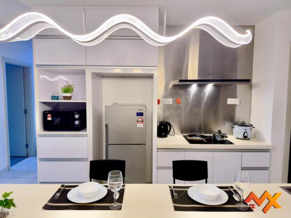 MidValley Southkey Mosaic 6-9pax Netflix-SmartTV70inch : photo 7 de la chambre appartement supérieur 2 chambres