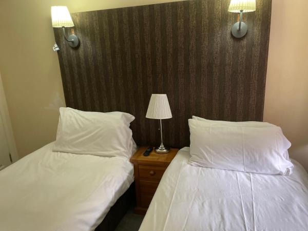 Bridge Farm Guesthouse rooms : photo 2 de la chambre chambre lits jumeaux Économique avec salle de bains privative