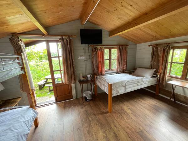 Bridge Farm Guesthouse rooms : photo 10 de la chambre chambre familiale avec salle de bains privative
