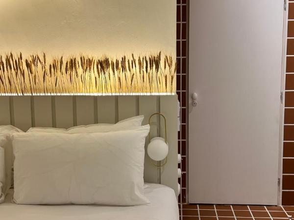 Hotel M Soleil - Montpellier Centre Saint Roch : photo 1 de la chambre chambre double