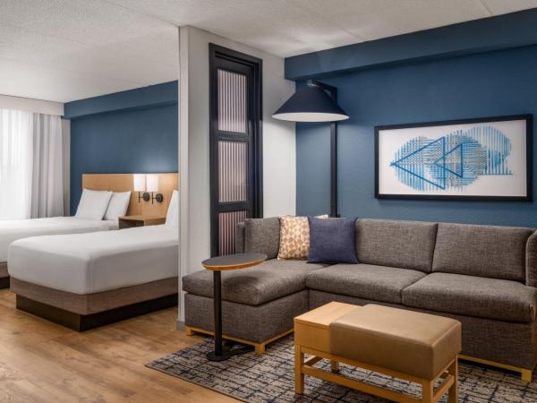 Hyatt Place Columbia/Harbison : photo 1 de la chambre chambre avec 2 lits doubles et canapé-lit