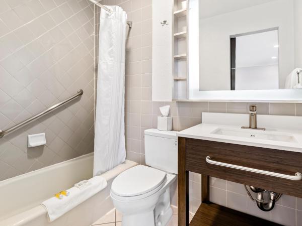 Signature Inn San Francisco Marina District : photo 5 de la chambre chambre lit queen-size - non-fumeurs