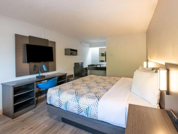 Motel 6-Charlotte, NC - Coliseum : photo 1 de la chambre chambre lit king-size - non-fumeurs