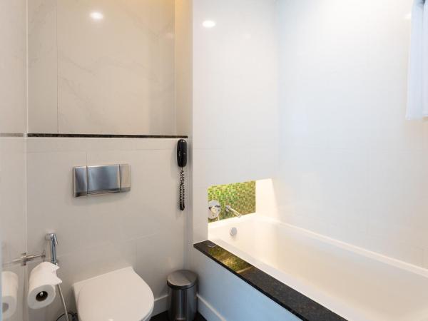 Hôtel Chatrium Riverside Bangkok : photo 9 de la chambre suite 1 chambre lit king-size - vue sur ville 