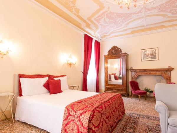 Palazzetto Pisani Grand Canal : photo 7 de la chambre suite supérieure - palazzo foscolo