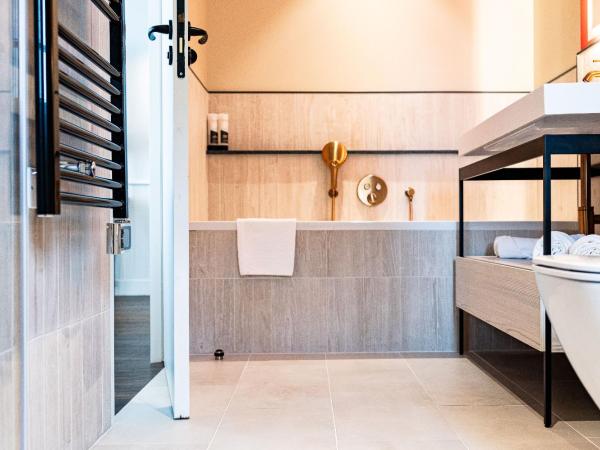 La Mère Poulard : photo 2 de la chambre suite - bâtiment principal