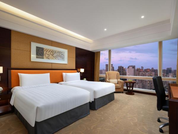 Shangri-La Chengdu : photo 2 de la chambre chambre lits jumeaux deluxe - vue sur ville