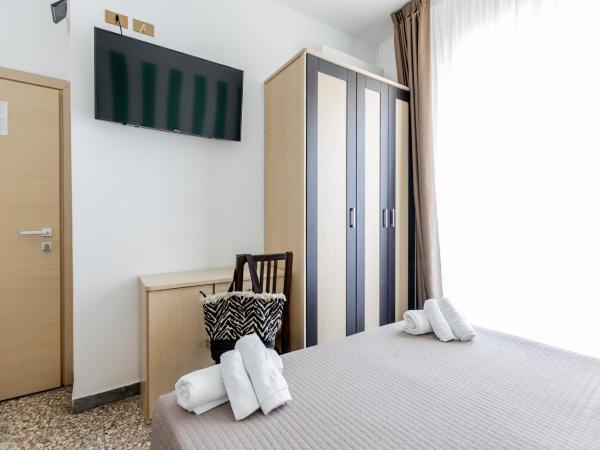 Beach Hotel Clerice : photo 4 de la chambre chambre double ou lits jumeaux