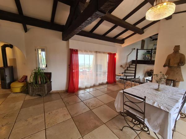 Villa M, Chambres d'Hôtes, Séjours Bien-être, Vue mer, Sauna, Piscine à Six-Fours : photo 3 de la chambre chambre lit king-size - vue sur mer