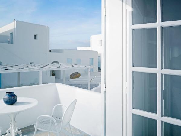 Mykonos Bay Resort & Villas : photo 5 de la chambre chambre double ou lits jumeaux de luxe avec vue sur cour