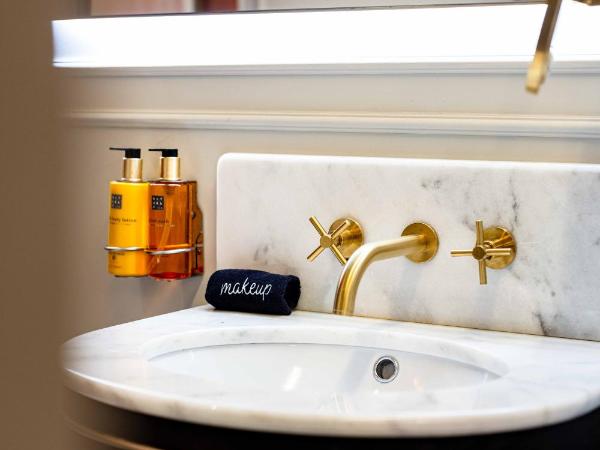 Upon Angels - Adults Only : photo 3 de la chambre suite