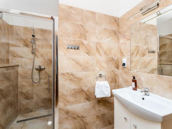 1898 Parkside Boutique Residence : photo 1 de la chambre appartement 2 chambres