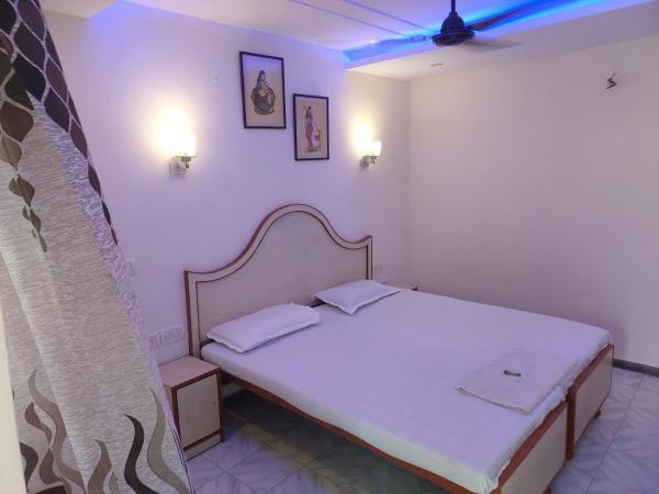 touristresthouse : photo 3 de la chambre chambre lits jumeaux standard avec vue sur jardin