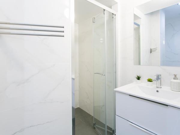Golden Stay - B&B Experience : photo 3 de la chambre chambre double ou lits jumeaux deluxe avec balcon