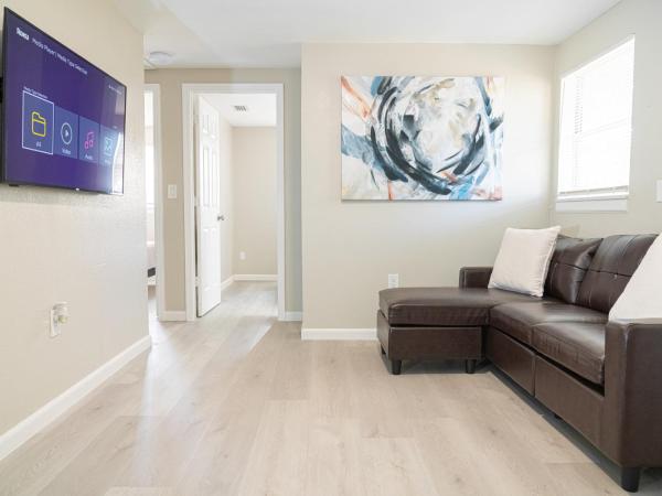 UNIVERSITY SERENITY SUITES : photo 3 de la chambre appartement