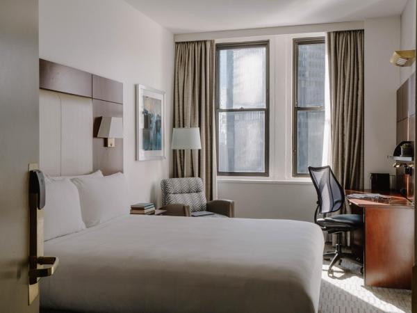 Club Quarters Hotel Wacker at Michigan, Chicago : photo 3 de la chambre chambre standard lit queen-size