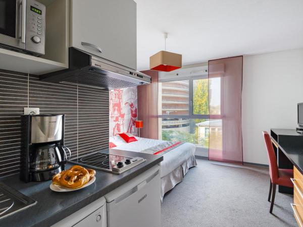 Lagrange Apart'Hotel Strasbourg Wilson : photo 2 de la chambre studio