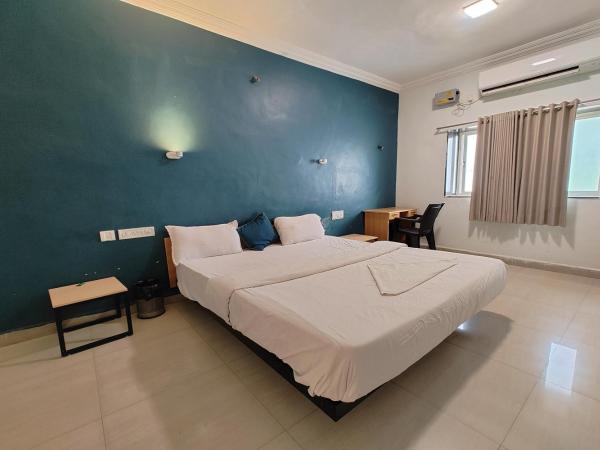 Hotel Sai Inn Executive : photo 1 de la chambre chambre deluxe