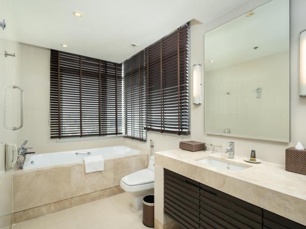 Sathorn Vista, Bangkok - Marriott Executive Apartments : photo 7 de la chambre suite 3 chambres avec vue sur la ville