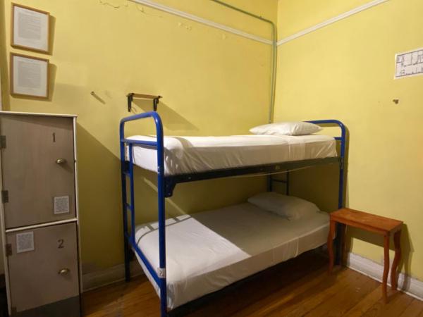 Hostel Home : photo 1 de la chambre lit superposé dans dortoir mixte