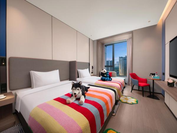 Holiday Inn Express Beijing Mentougou, an IHG Hotel : photo 1 de la chambre hébergement 1 lit queen-size et 1 lit double standard