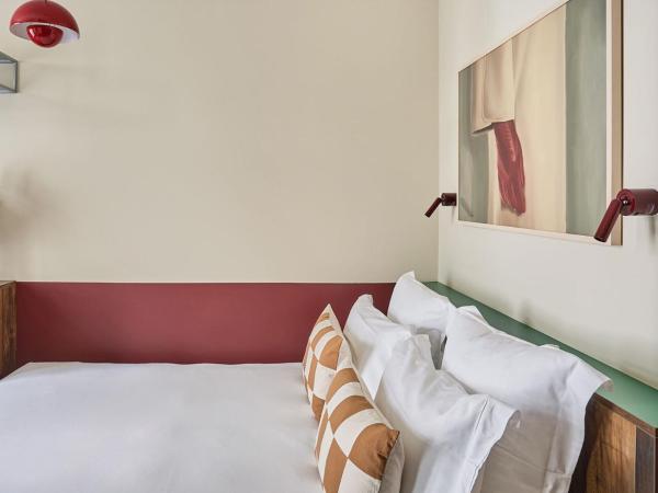 Numa Paris Champs-Élysées : photo 1 de la chambre grand studio avec kitchenette - accessible aux personnes à mobilité réduite