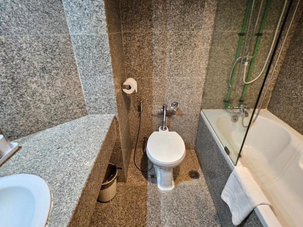 White Palace Bangkok : photo 3 de la chambre chambre triple supérieure