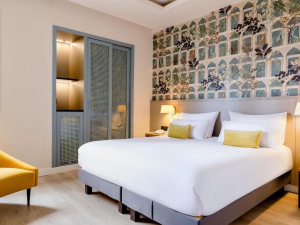 Motel One Madrid-Plaza de España : photo 4 de la chambre chambre lit king-size standard