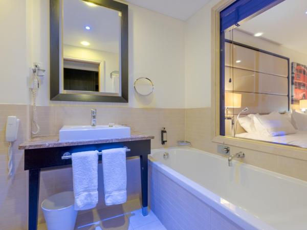 Pestana Chelsea Bridge Hotel & SPA : photo 3 de la chambre hébergement lit king-size premium