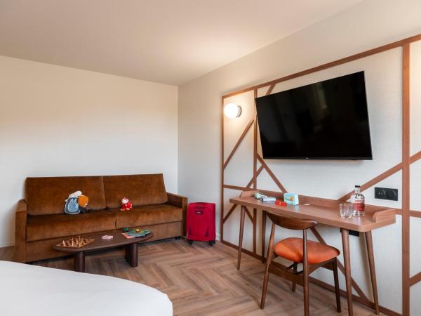 Mercure Rouen Centre Champ de Mars : photo 8 de la chambre chambre double privilège avec canapé-lit